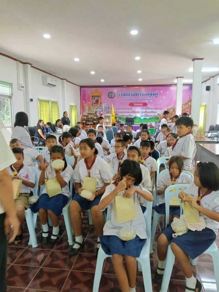 การจัดโครงการอาสาสมัครท้องถิ่นรักษ์โล...